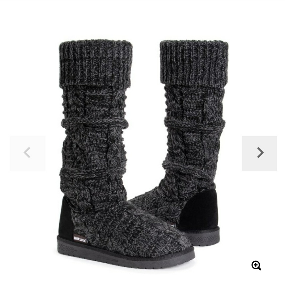 STILL AVAILABLE! NWT Size 8 Black Heather Muk Luks